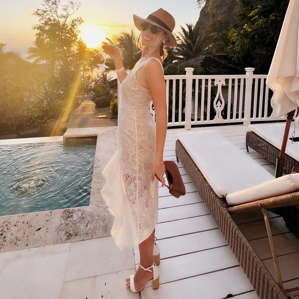 Jane the label, small white lace midi dress. Size small! Beautiful comfortable